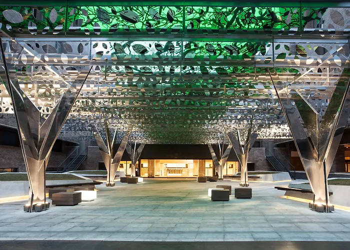 Novotel Center